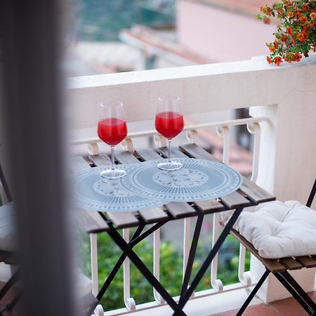 טאורמינה Villa Clara Suites מראה חיצוני תמונה
