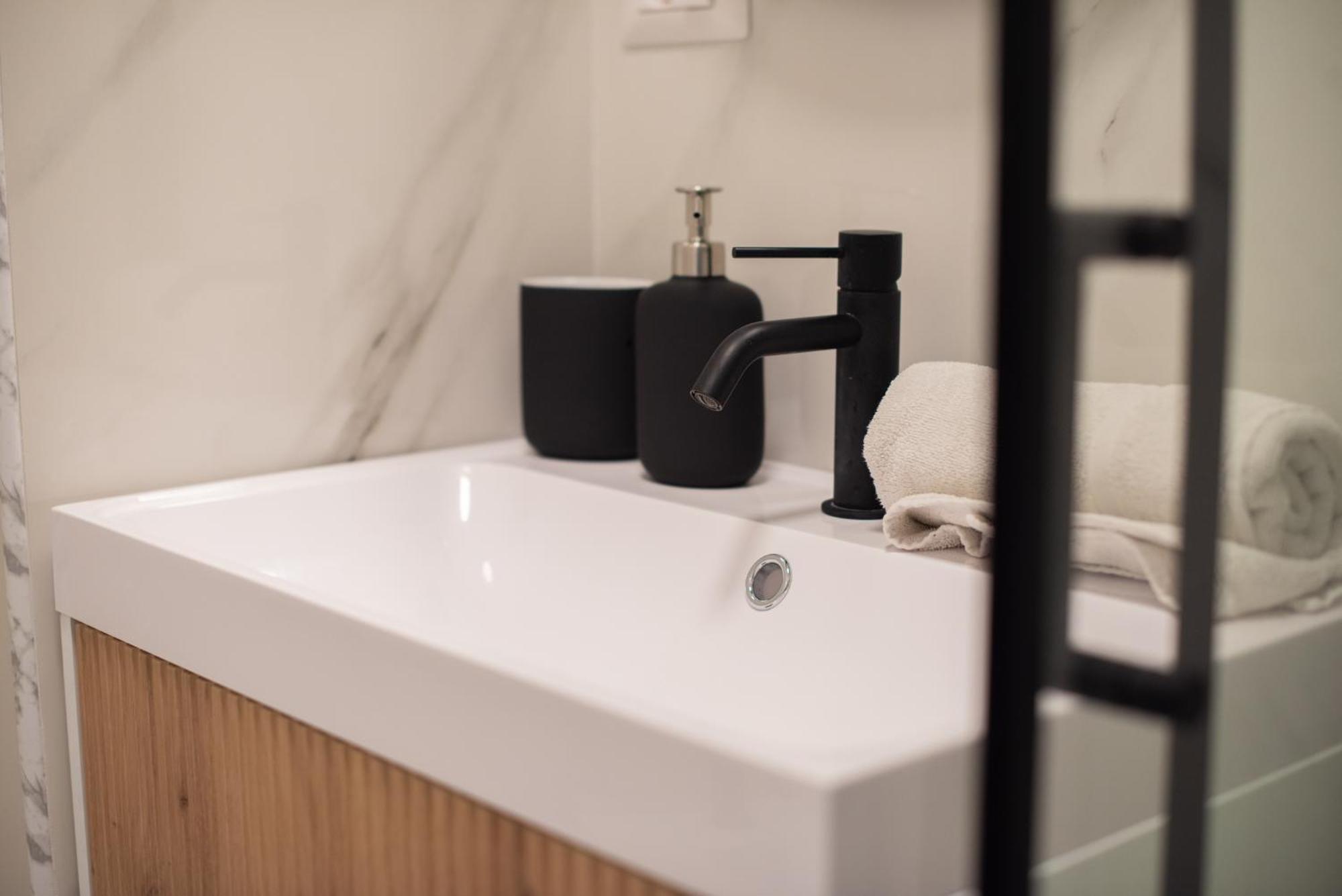 טאורמינה Villa Clara Suites מראה חיצוני תמונה